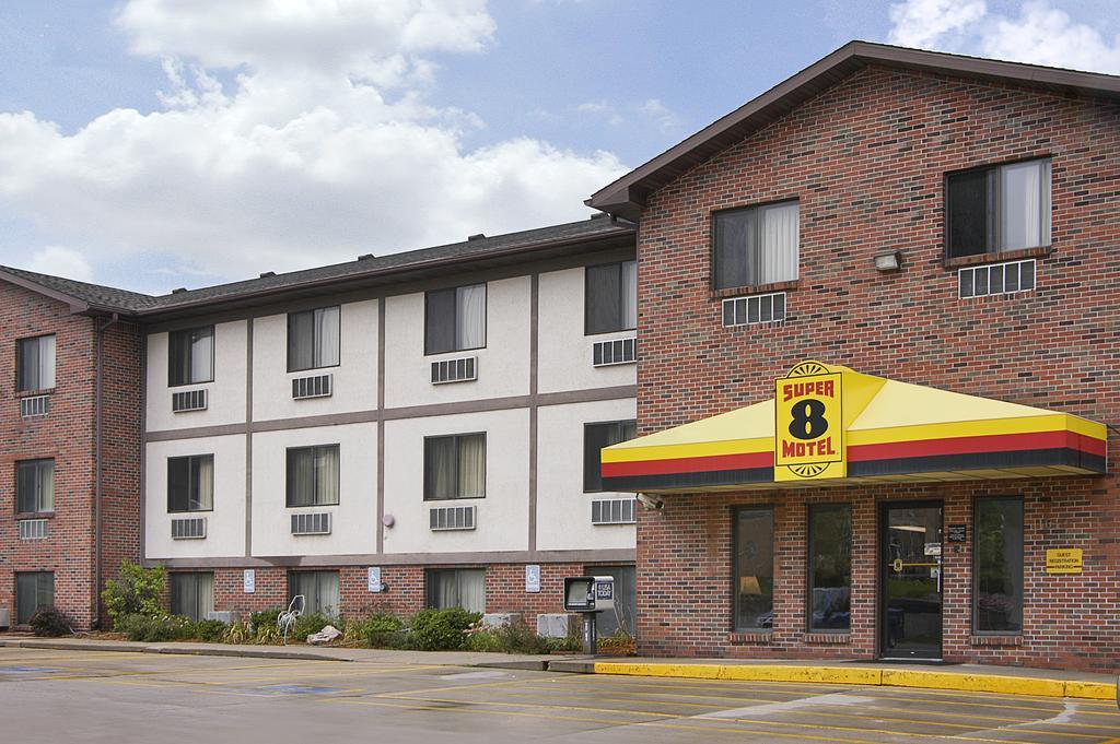 Motel Super 8 By Wyndham Omaha/West Dodge Zewnętrze zdjęcie